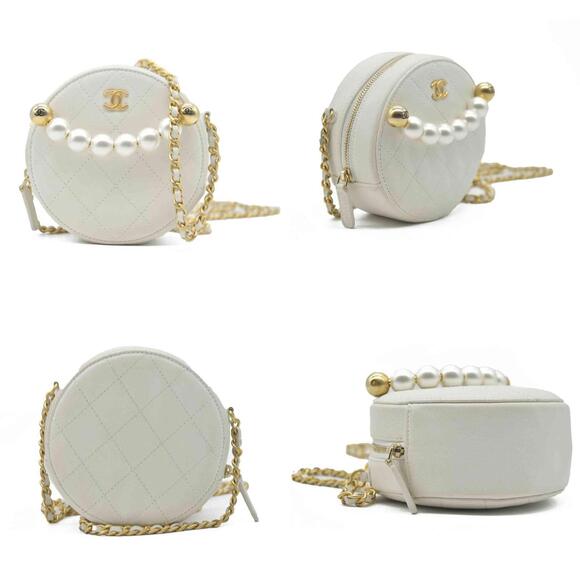 Chanel Lambskin Quilted Pearl Round Clutch With Chain 2020 - Picture 7 of 15